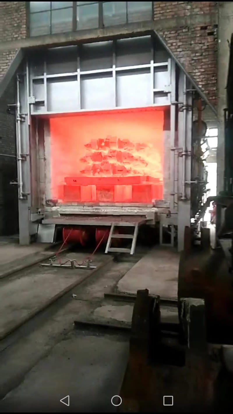 蓄热式高锰钢淬火炉
